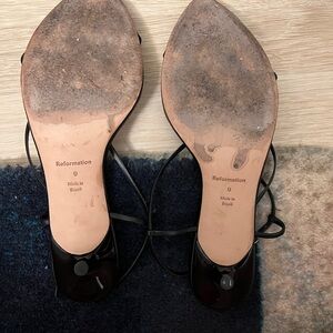 Reformation Daphne Heeled Sandal Black - Size 9